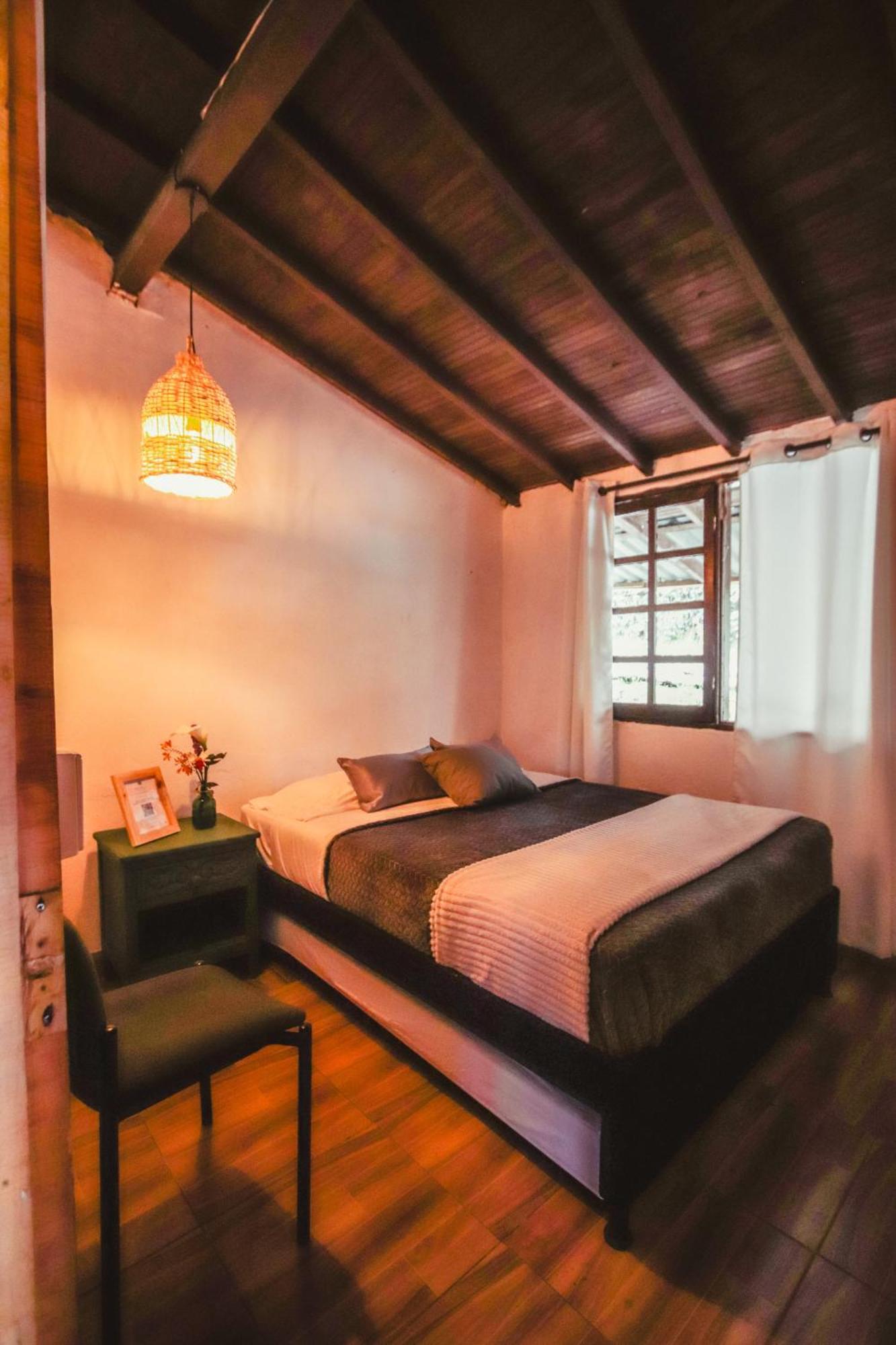 Hostal Casa Profunda - Santa Elena Medellín Exterior foto